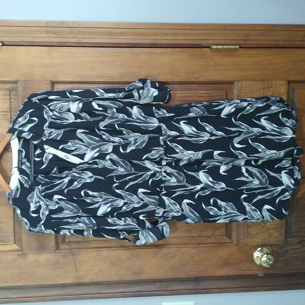 SUPER CUTE FALL DRESS!!! - Picture 3 of 4